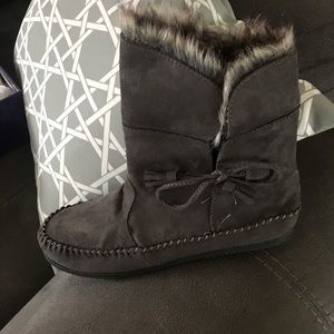 Madden Girl grey booties size 7.5